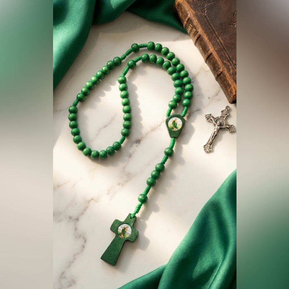Green Beaded Rosary Necklace